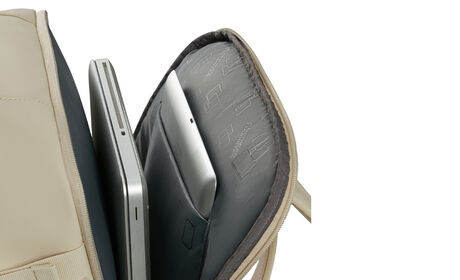 Compartiment ordinateur 15.6"