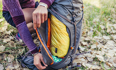 Fermeture zippée latérale sur toute la longueur