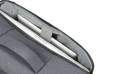 Compartiment ordinateur 15.6"