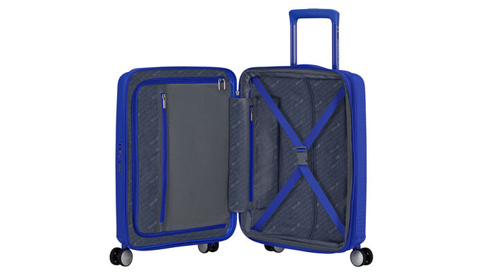 Interior organisation with extra zipped apron pocket 