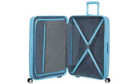 Organisation intérieure avec une poche  zippée supplémentaire