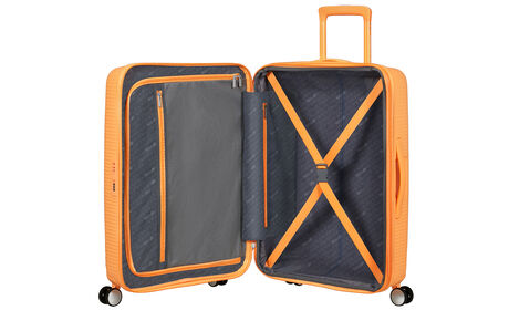 Organisation intérieure avec une poche  zippée supplémentaire