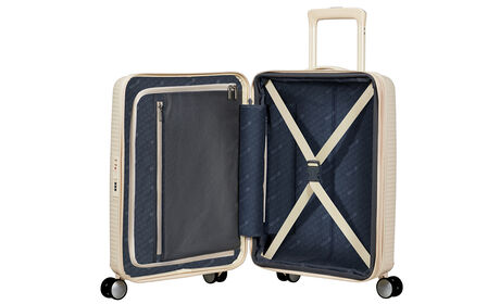 Organisation intérieure avec une poche  zippée supplémentaire