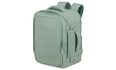 Fitting Ryanair and Wizz Air free-on-board cabin bag policy