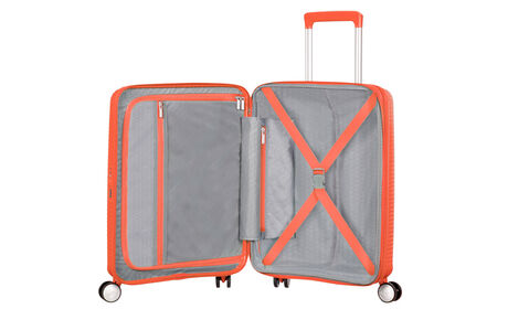 Organisation intérieure avec une poche  zippée supplémentaire