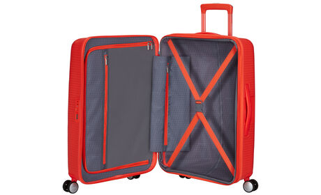 Organisation intérieure avec une poche  zippée supplémentaire