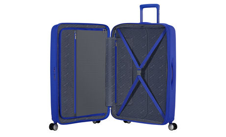 Organisation intérieure avec une poche  zippée supplémentaire