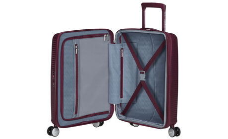 Organisation intérieure avec une poche  zippée supplémentaire