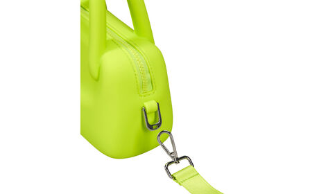 Removable shoulder strap