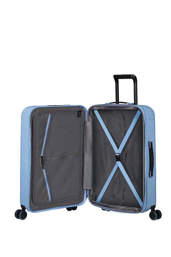 American Tourister Novastream Spinner TSA Exp. 67cm  Pastel Blue