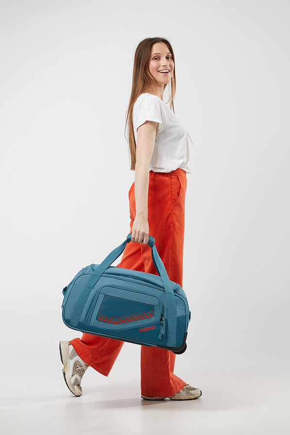American Tourister City Racer Duffle with wheels S  P&eacute;trole