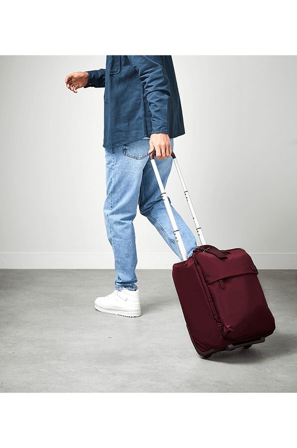 Foldable Plume Mini Cabin 45cm Red Rolling Luggage France