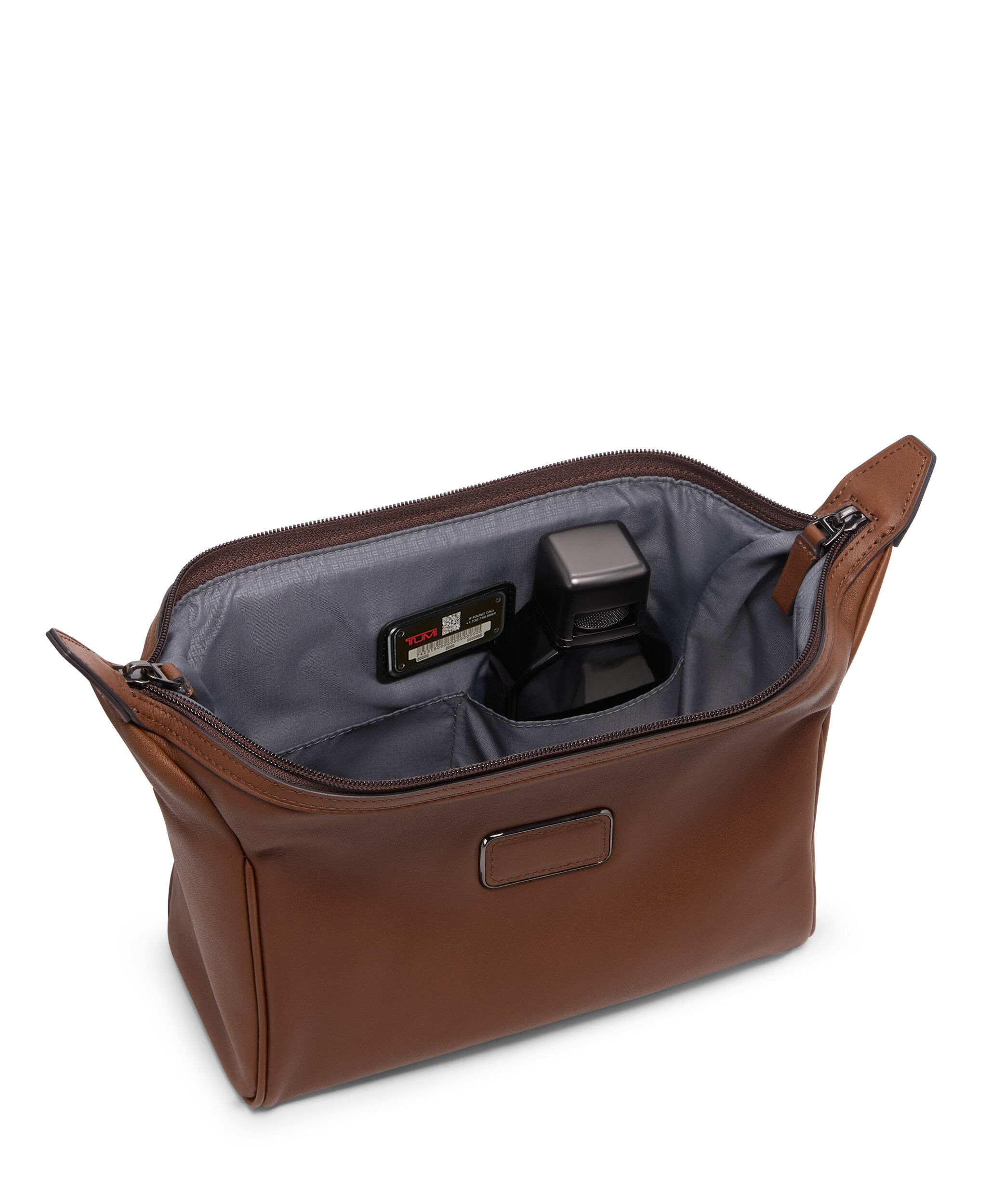 TRAVEL ACCESSORY Travel kit