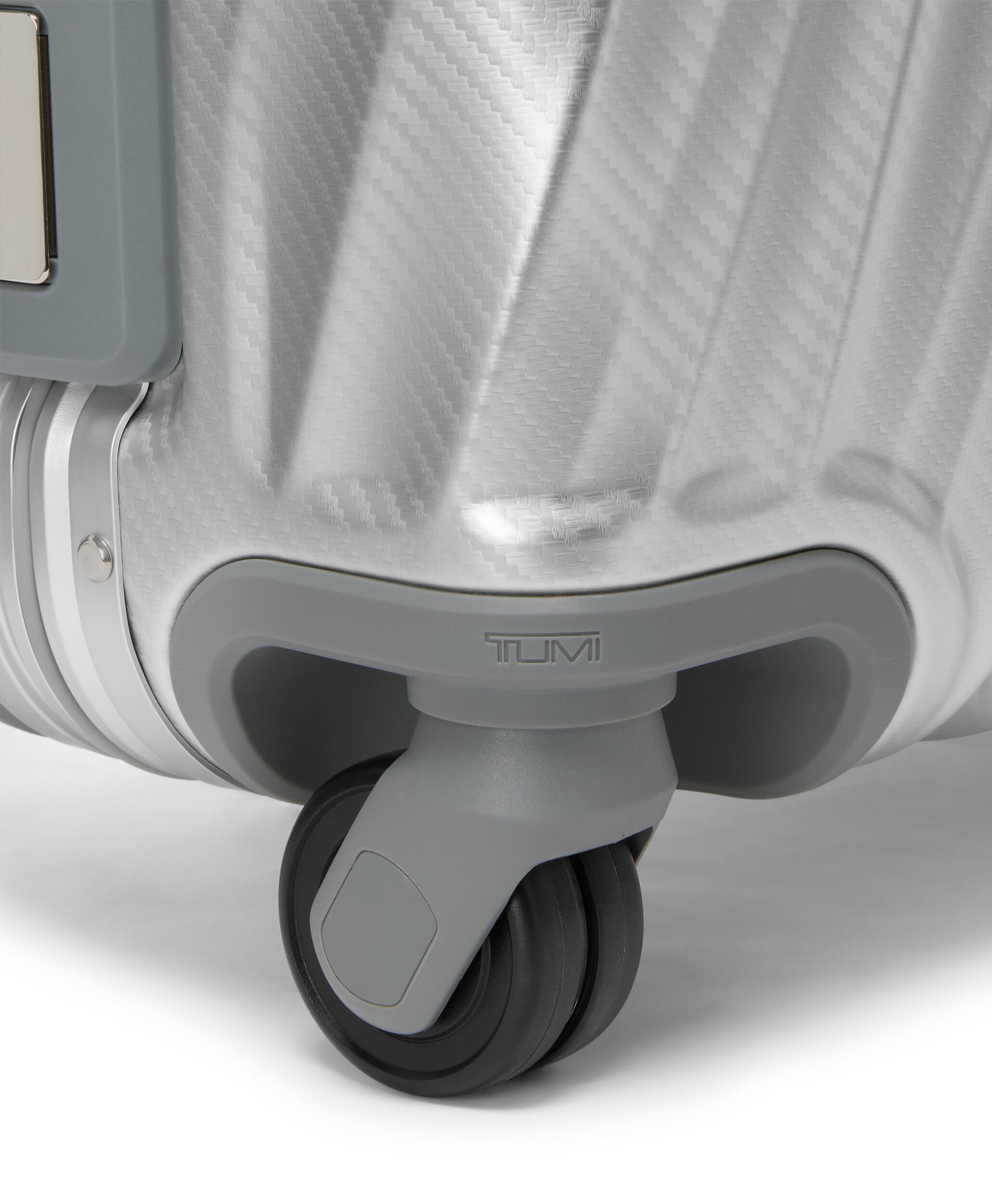 19 Degree Aluminium Valise &agrave; 4 roues 56 cm - Cont. | TUMI Valise Cabine Large