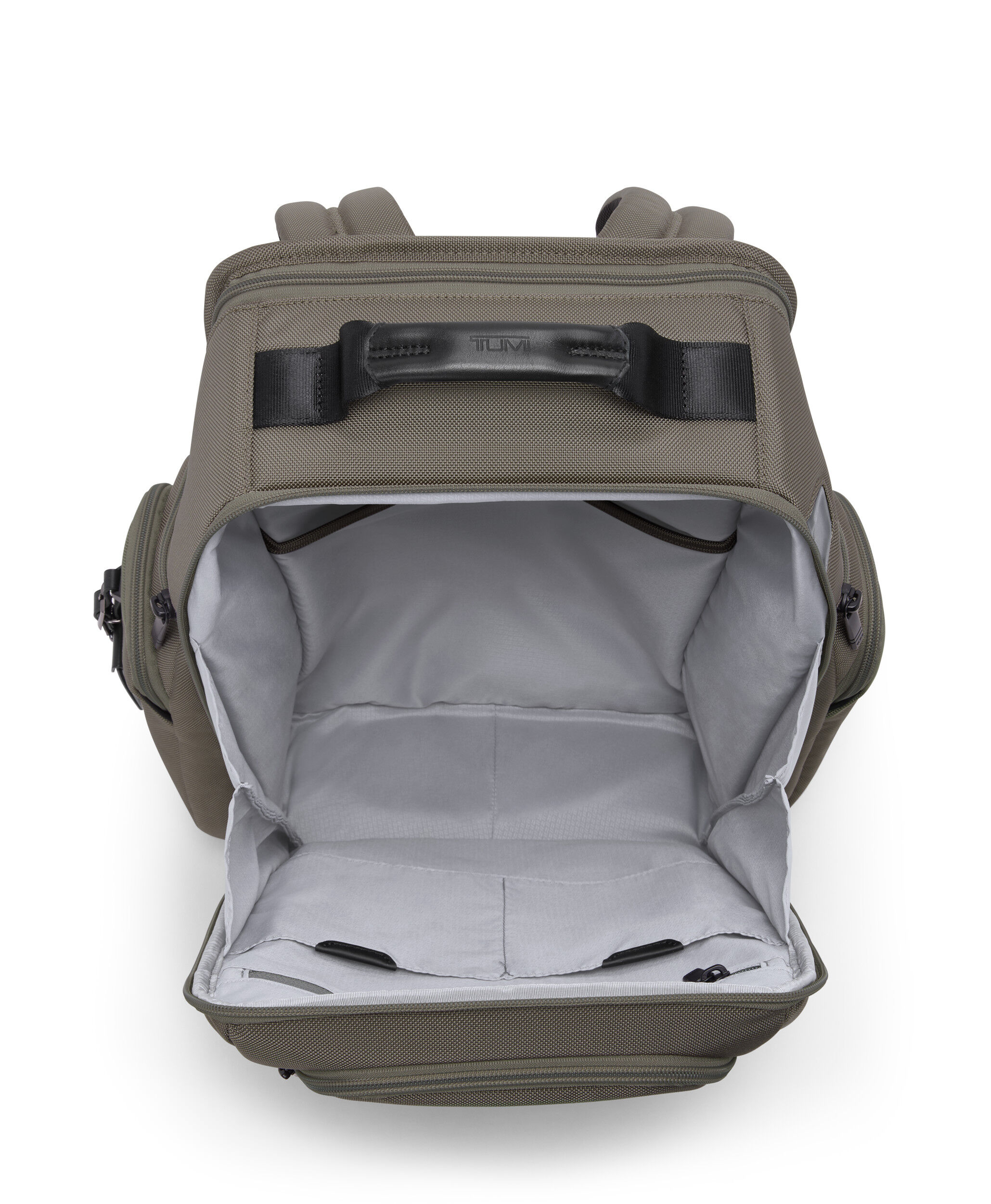 Alpha Tumi brief pack